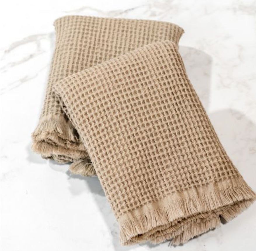 BEIGE WAFFLE FRINGE TOWEL SET